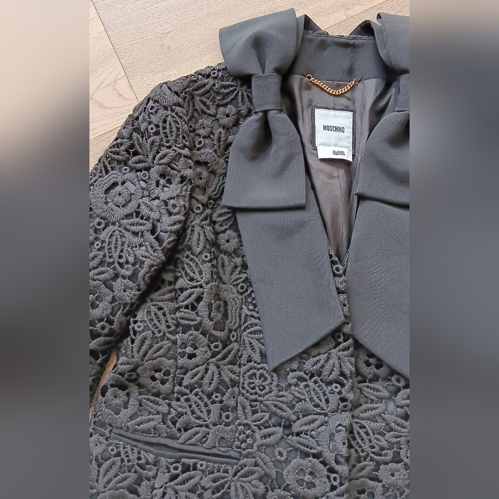 MOSCHINO Lace & Bow Blazer Size 42/8 - Picture 3 of 9